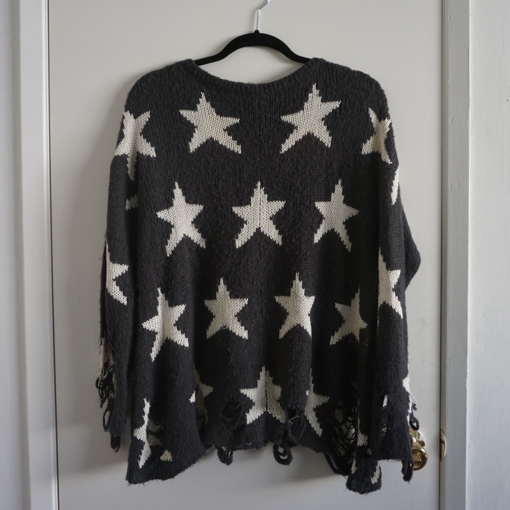Wildfox White Label Distressed Knit Star Sweater S